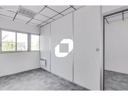 bureau 95 m²