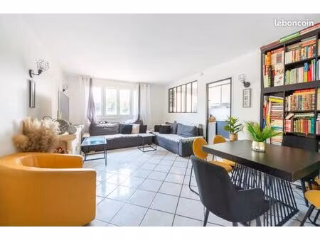 appartement 4 pièces 81 m²