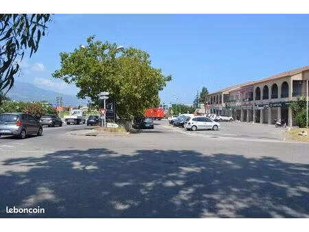 local commercial 65 m2 duplex