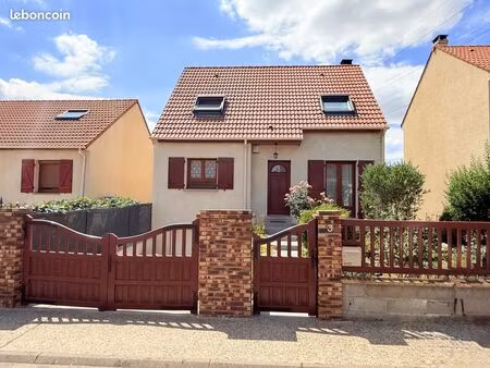 maison 6 pièces 158 m²
