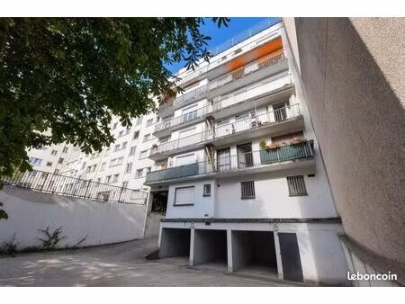 studio 1 pièce 21 m²