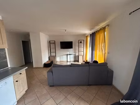 appartement f2 meublé aux abymes