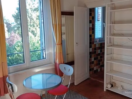 studette chez l'habitant