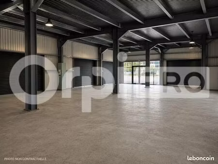 local commercial 128 m²