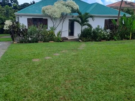 villa 4 pièces 99 m²