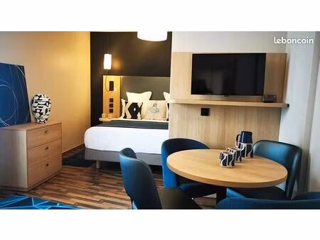 studio 1 pièce 24 m²