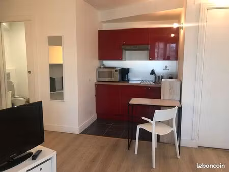 studio 26m2 terrasse 50m rer b bagneux