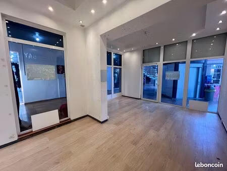local commercial 28 m² saint-françois