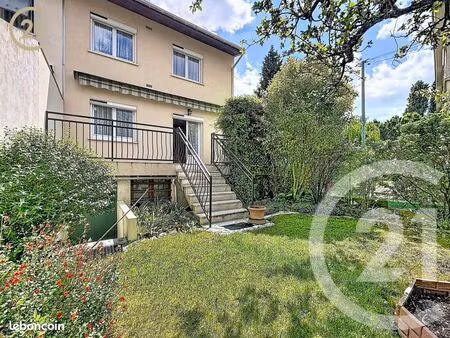 pavillon 5 pièces 116 m²