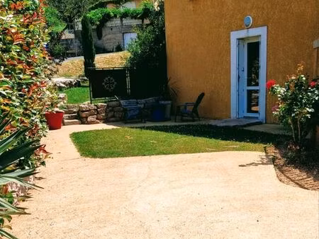 studio meublé avec parking - idéal étudiant / ifsi - disponible 1er juillet