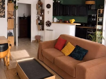 appartement 2 pièces – 47 m² – balcon – parking – proche la défense