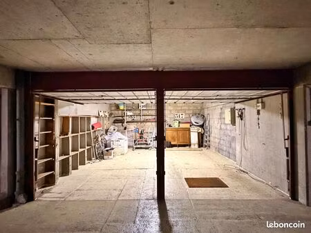 garage/box 27 m² montrouge