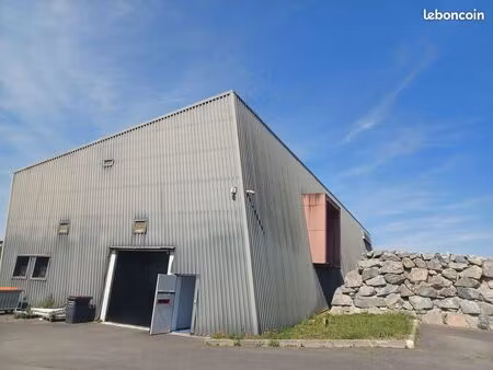 immeuble 1000 m² angouleme