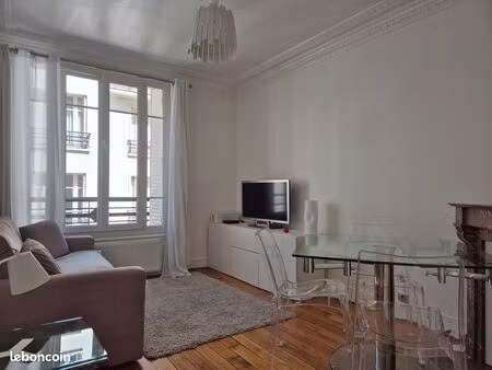appartement 3 pièces 52m2 bécon