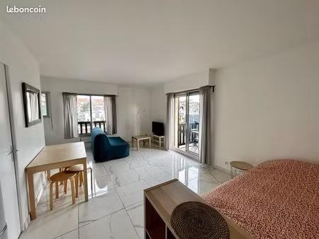 studio à deauville proche plage rue victorhugo (29m2 /rénové /balcon)