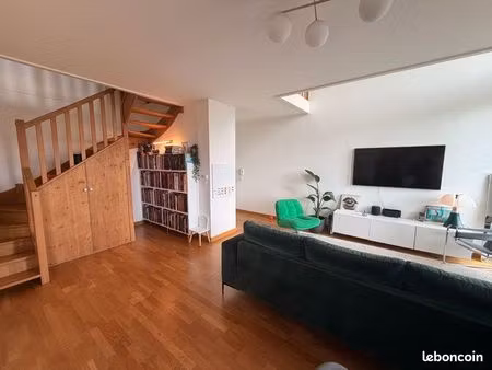 magnifique et récent duplex de 70m2