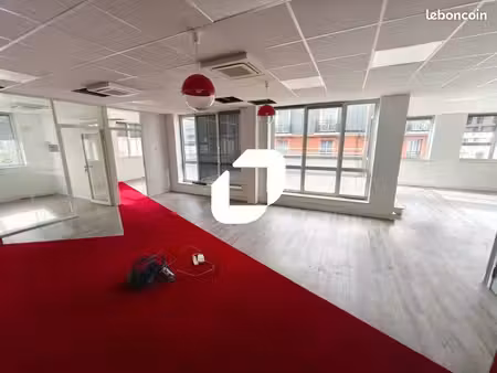 bureau 174 m²