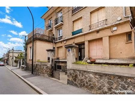 local 9 m² neuilly plaisance