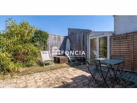 châtelaillon-plage  ensemble immobilier de 2 logements de plain-pied avec cour privative  