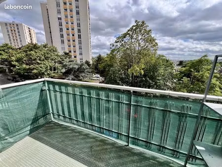 studio 1 pièce 26 m²