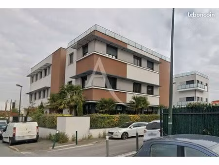 bureaux 187 m² noisy le grand