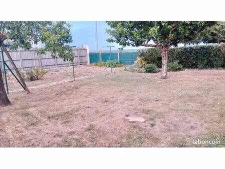 terrain à bâtir de 256 m2 à vérines 17540