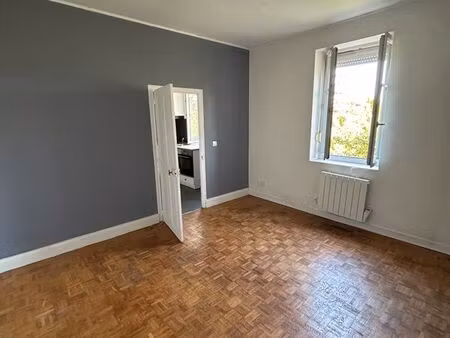 appartement 2 pieces 1 chambres 42m²