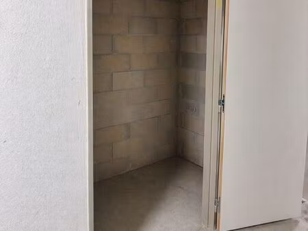 cave - puteaux