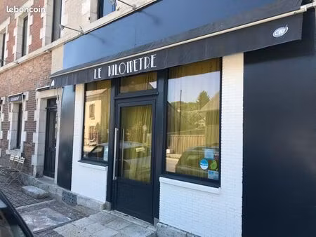 bar restaurant