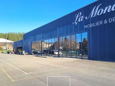 local commercial 1400 m² treignac