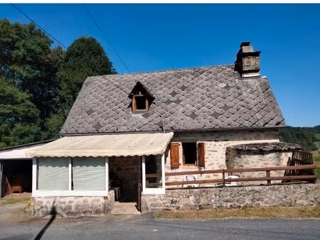 a vendre maison avec four a l intérieur + terrain + bois