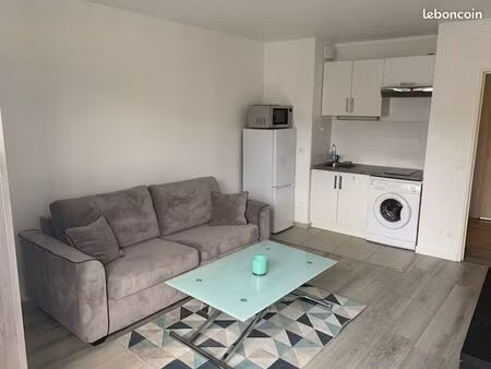 ? puteaux – studio avec balcon – 24 m²