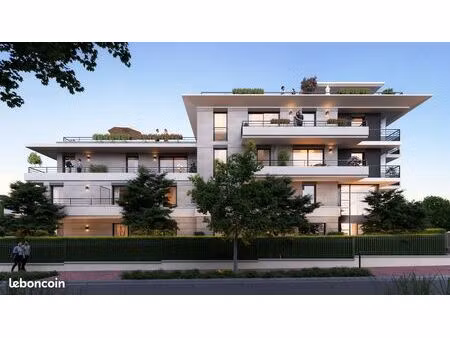 studio 1 pièce 30 m²