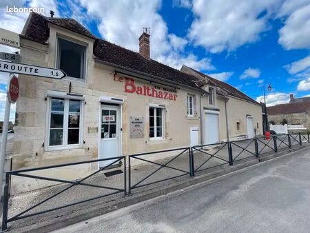 ancien bar-restaurant avec terrasse – idéal maison loft  gîte ou projet pro – 250 m²