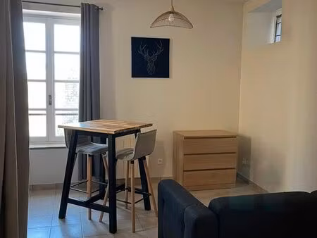 t1 meublé et calme de 29 m² – plein centre
