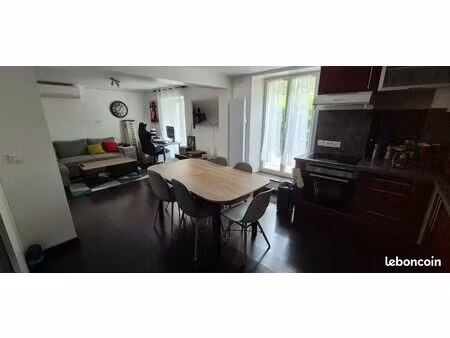 appartement 2 pièces de 48m2 loué meublé