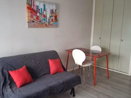 studio 25m2 avec parking