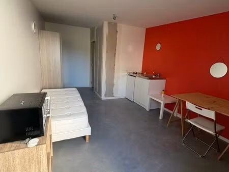 studio meublé