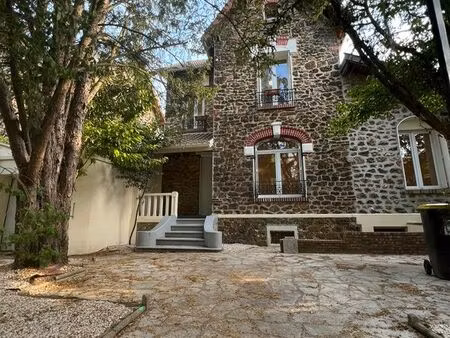 maison meulière d'exception rénovée – 200 m² – terrain de 881 m²