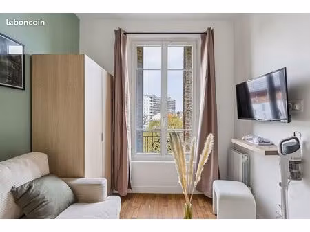 studio 1 pièce 20 m²