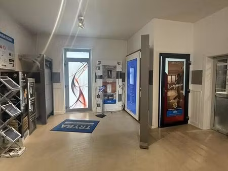 local d'activite 300 m² brive-la-gaillarde