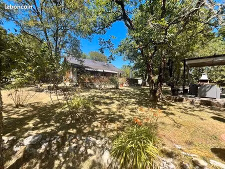 chalet 4 pièces 95 m²