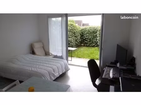 studio avec jardin privatif