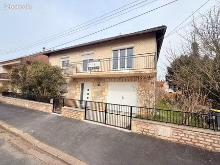 ? à louer – maison familiale entièrement rénovée – quartier pireur –