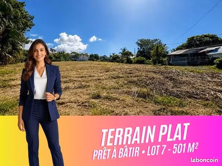 terrain 501 m² saint-benoît