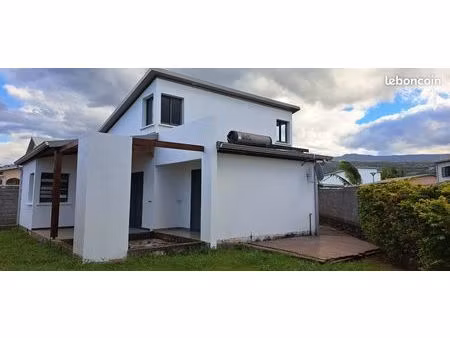 villa 4 pièces 120 m²