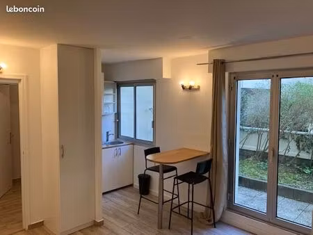 studio meublé nogent sur marne ( rer a)