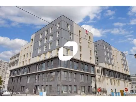 bureaux 427 m²