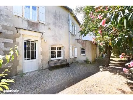 maison 7 pièces 150 m²