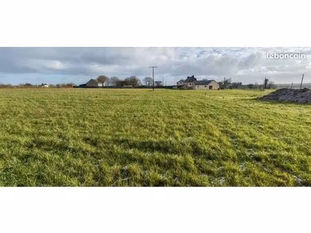 rare terrain 5016 m² dont 1238 m² constructibles tredias